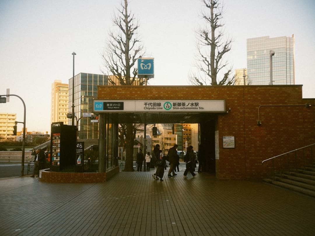 中期分红部队强大 7家银行上市以来初次施行